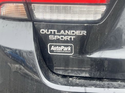 Used 2020 Mitsubishi Outlander Sport ES image 11