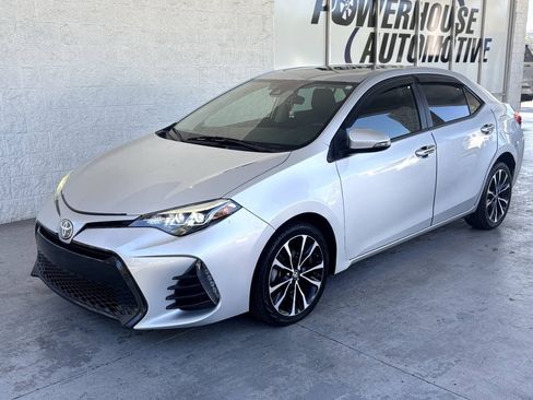 Used 2019 Toyota Corolla SE w/ SE Premium Package FWD image 5