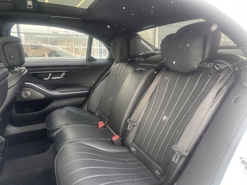 Used 2022 Mercedes-Benz S 500 S 500 image 9