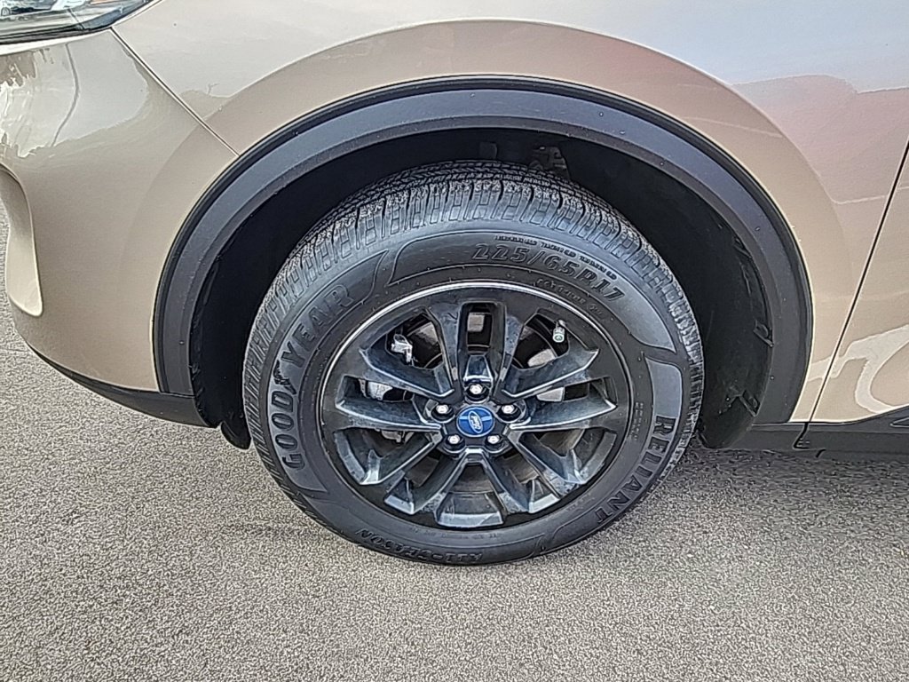 Used 2020 Ford Escape SE AWD/4WD image 14