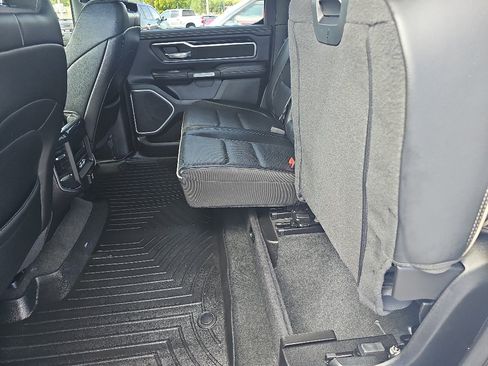 Used 2022 RAM 1500 Laramie w/ Sport Appearance Package AWD/4WD image 21