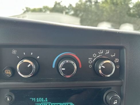 Used 2025 GMC Savana 2500 w/ Driver Convenience Package RWD image 18