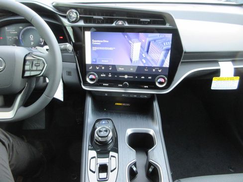 New 2026 Lexus RZ 450e AWD w/ Cold Area Package image 36