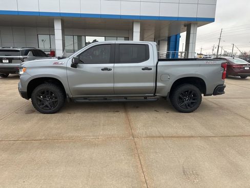 Used 2024 Chevrolet Silverado 1500 LT Trail Boss w/ LT Trail Boss Premium Package AWD/4WD image 34