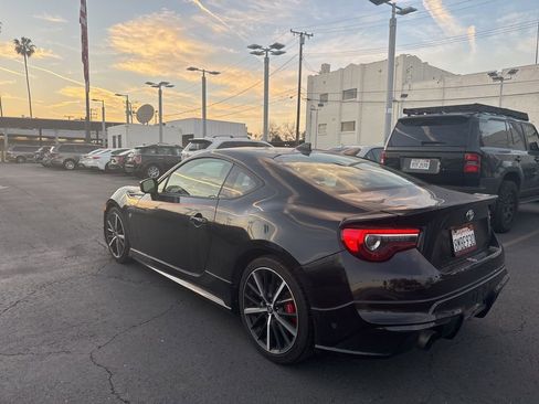 Used 2019 Toyota 86 TRD SE image 8