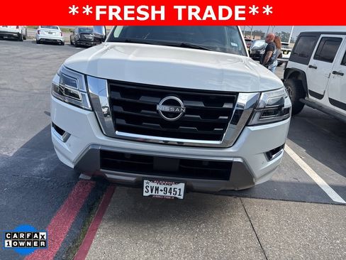 Used 2023 Nissan Armada Platinum w/ Captain's Chairs Package image 2