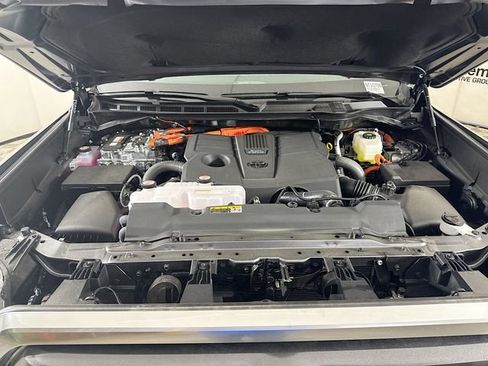 New 2026 Toyota Tundra Limited AWD/4WD image 29