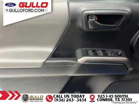Used 2020 Toyota Tacoma SR5 RWD image 19