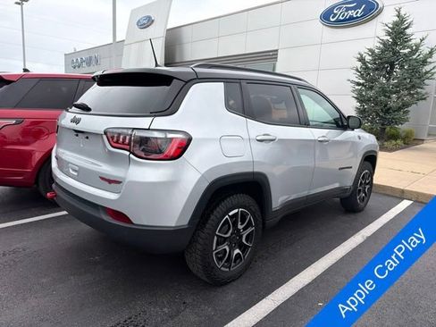 Used 2025 Jeep Compass Trailhawk AWD/4WD image 5
