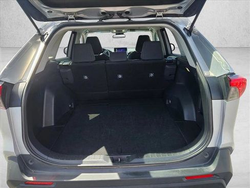 Used 2025 Toyota RAV4 LE image 6