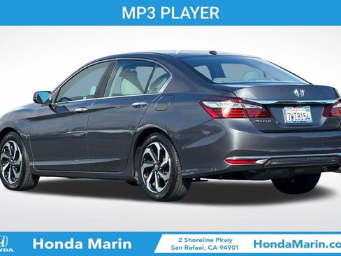 Used 2017 Honda Accord EX-L image 7