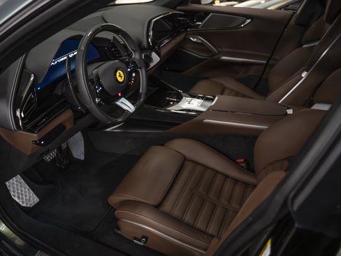 Used 2026 Ferrari Purosangue AWD/4WD image 27