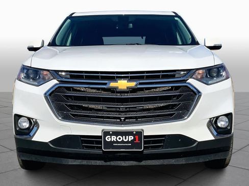 Used 2020 Chevrolet Traverse LT w/ LT Premium Package image 4
