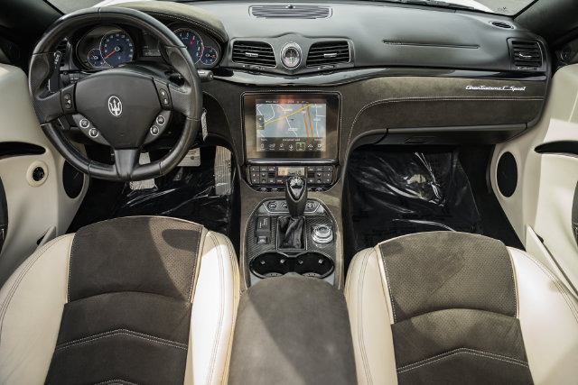 Used 2018 Maserati GranTurismo Sport RWD image 25
