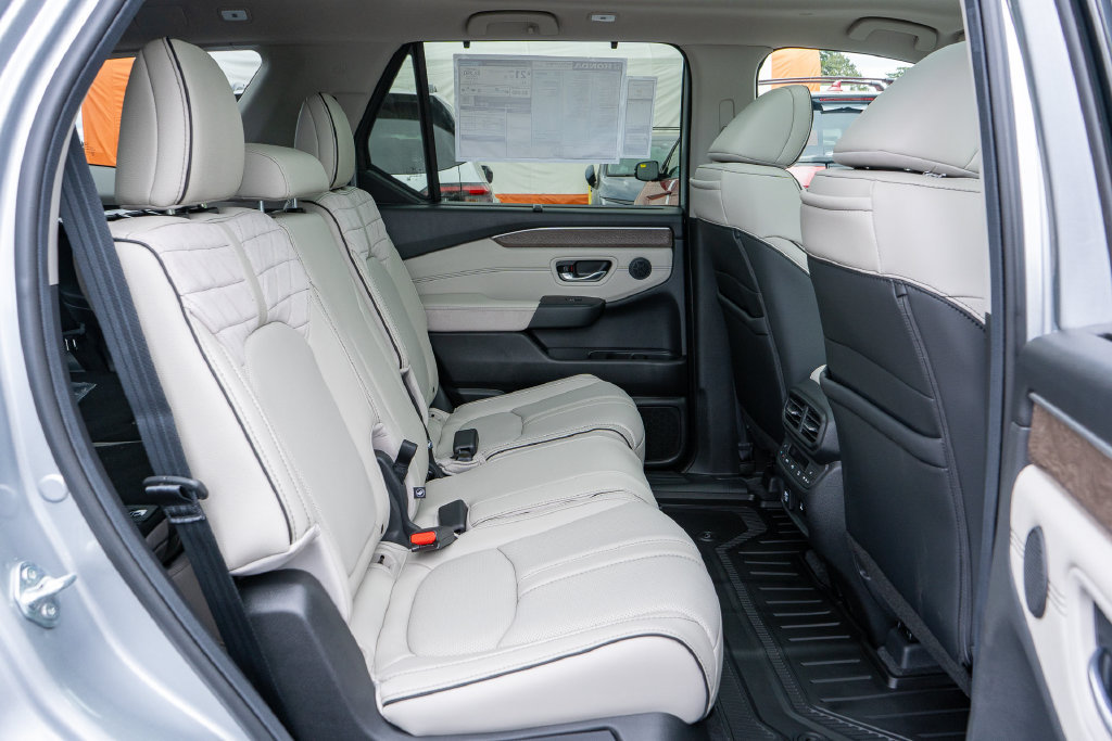 New 2026 Honda Pilot Elite image 16
