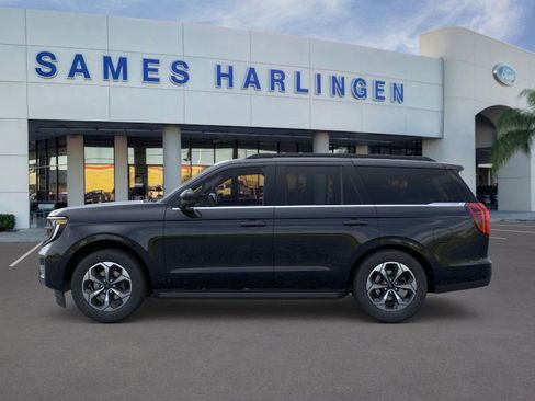 New 2026 Ford Expedition Active image 3