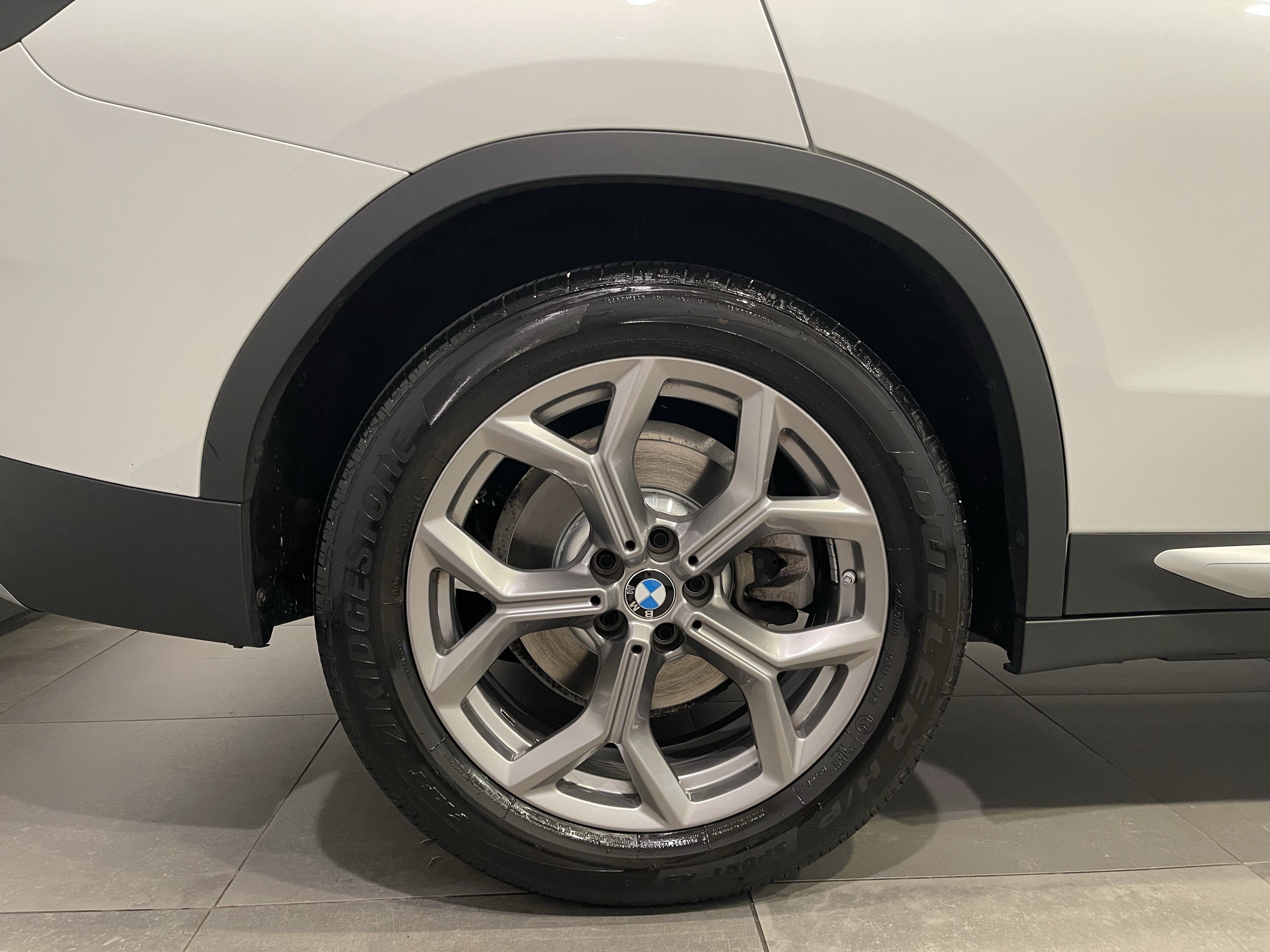 Certified 2023 BMW X3 xDrive30i w/ Premium Package w/ZPA AWD/4WD image 9