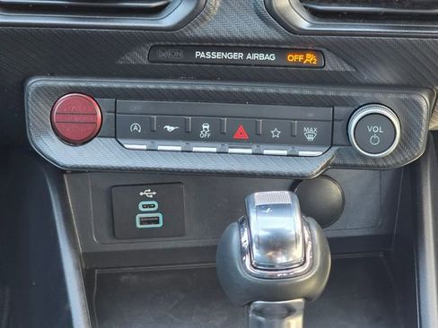 Used 2024 Ford Mustang Coupe image 24