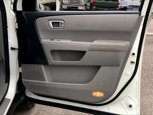 Used 2014 Honda Pilot Touring image 22