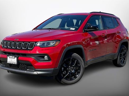 New 2025 Jeep Compass Latitude w/ Altitude Special Edition image 2