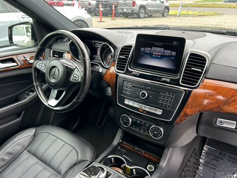 Used 2019 Mercedes-Benz GLS 450 4MATIC image 27