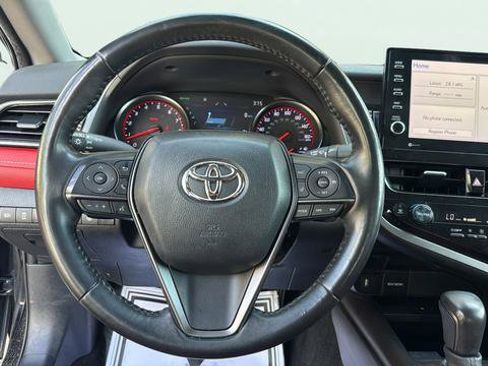 Used 2022 Toyota Camry XSE image 15