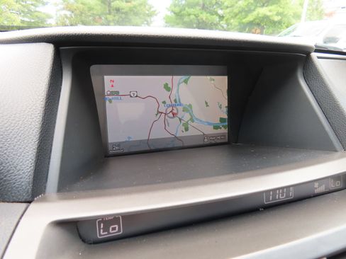 Used 2011 Honda Accord EX-L image 22