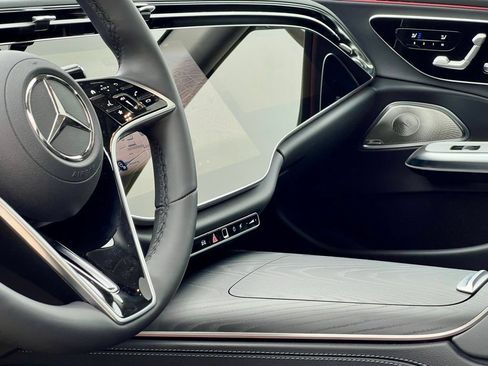 Certified 2026 Mercedes-Benz E 350 4MATIC Sedan image 25
