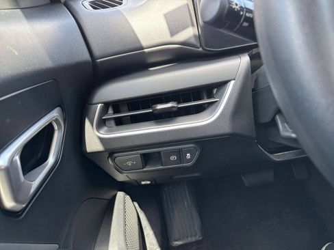 Used 2025 Kia K4 FWD image 33