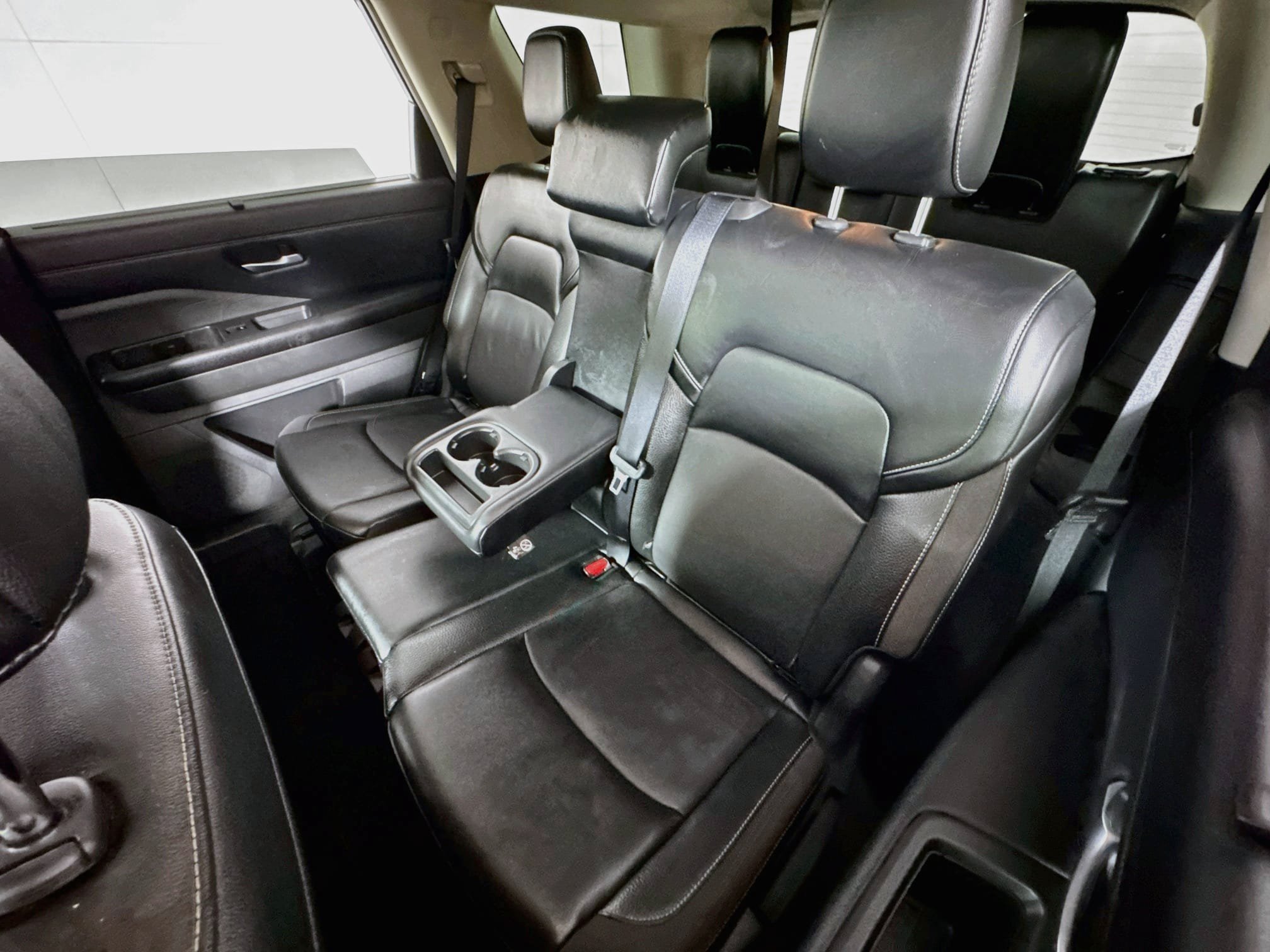 Used 2024 Nissan Pathfinder SL AWD/4WD image 22