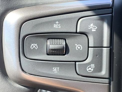 Used 2025 Chevrolet Silverado 1500 ZR2 w/ Technology Package AWD/4WD image 28