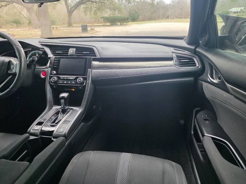 Used 2019 Honda Civic EX image 24