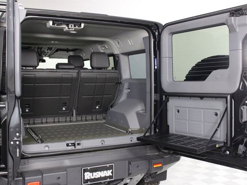 New 2025 INEOS Grenadier Fieldmaster Edition image 21