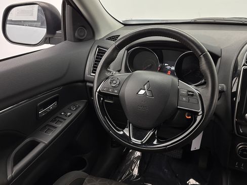 Used 2023 Mitsubishi Outlander Sport LE image 25