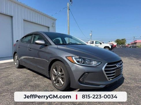 Used 2018 Hyundai Elantra Value Edition w/ Cargo Package FWD image 5