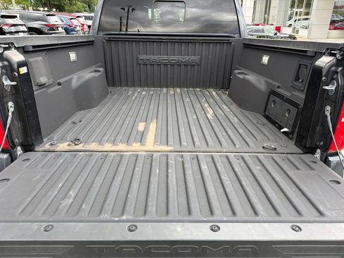 Used 2024 Toyota Tacoma Limited AWD/4WD image 18