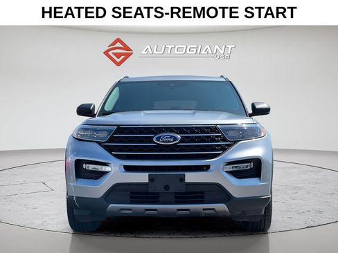 Used 2023 Ford Explorer XLT w/ Equipment Group 202A image 12