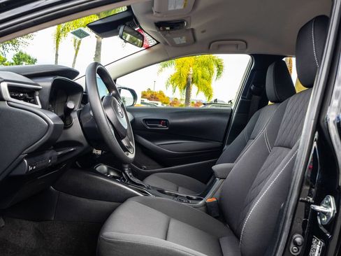 Used 2024 Toyota Corolla LE FWD image 12