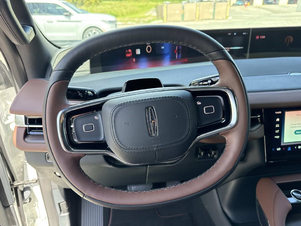New 2026 Lincoln Navigator Reserve AWD/4WD image 28