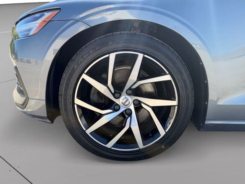 Used 2020 Volvo S60 T5 Momentum FWD image 22