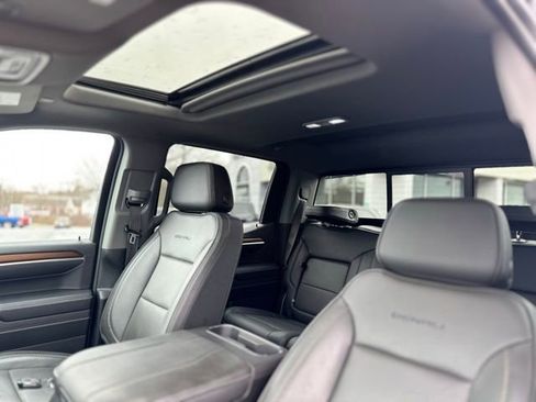 Used 2024 GMC Sierra 1500 Denali w/ Technology Package image 11