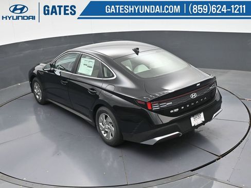 Used 2025 Hyundai Sonata SE image 46