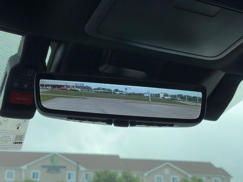 Used 2026 Toyota Tundra Platinum image 25