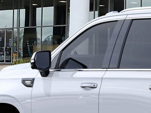 New 2026 GMC Yukon Denali Ultimate image 12