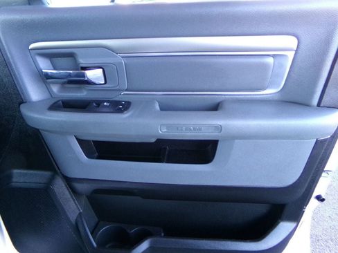 Used 2019 RAM 1500 Big Horn AWD/4WD image 12