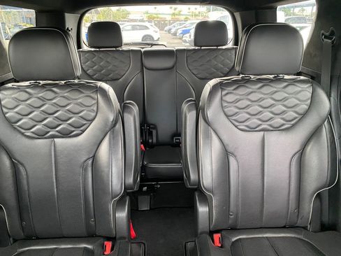 Used 2020 Hyundai Palisade Limited image 18