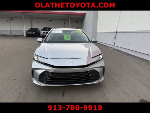 Certified 2025 Toyota Camry LE image 4