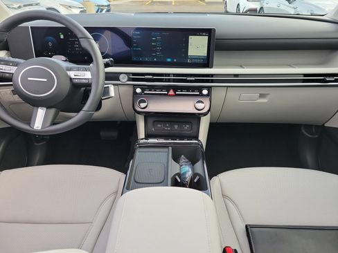 New 2026 Hyundai Tucson Limited image 9