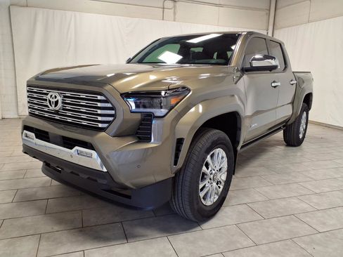 Used 2026 Toyota Tacoma Limited image 3