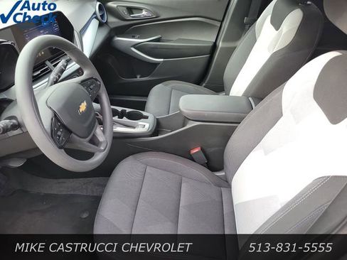 Used 2025 Chevrolet Trax LS w/ Driver Confidence Package FWD image 21